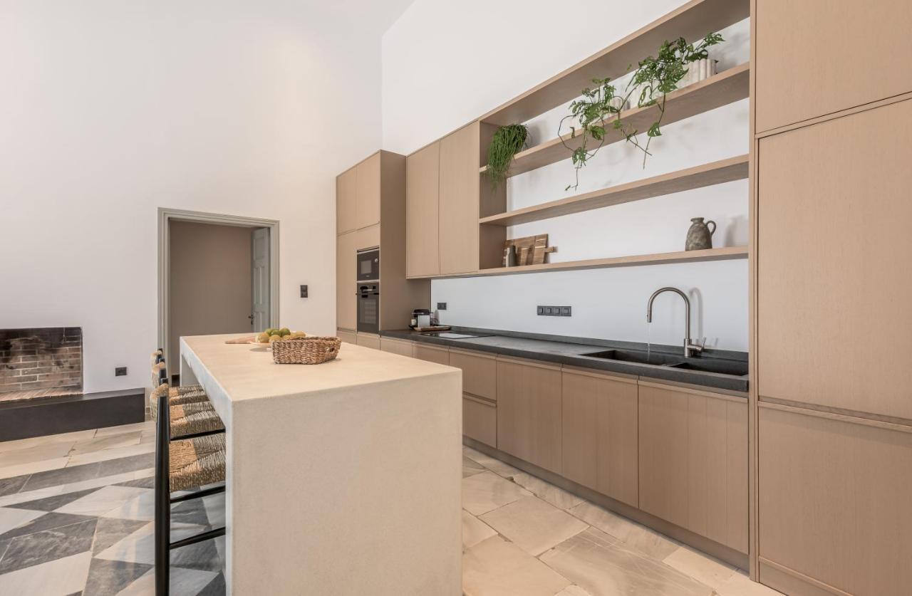 הוילה פלאקה Sunset Mansion מראה חיצוני תמונה